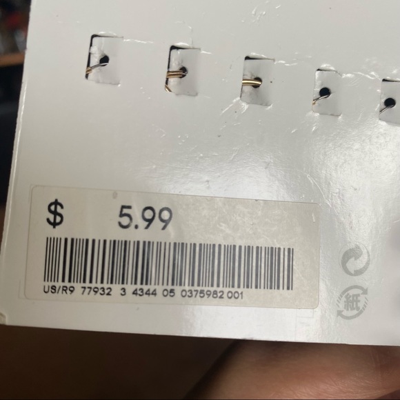 Earring Bundle - Picture 6 of 8